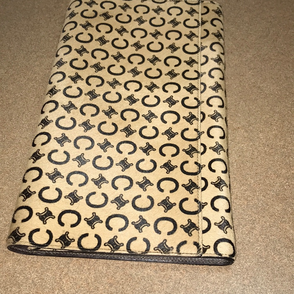 Celine  Exclusive Large Calf Hair Clutch Bag💥sale - Picture 2 of 8